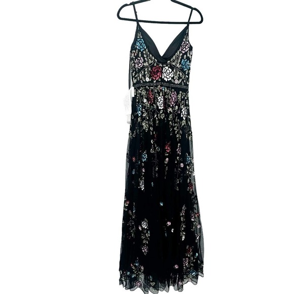 Mac Duggal Black Multi Embellished Floral Sequined Gown Size 2 NWT - Picture 7 of 11